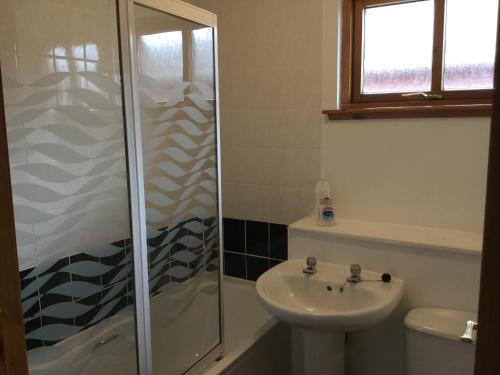 Culloden Apartment - image 7