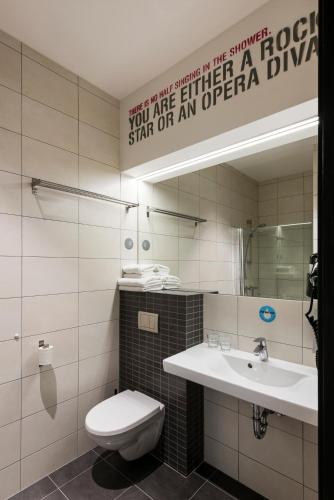 Comfort Hotel LT - Rock 'n' Roll Vilnius Room Type - Superior Twin Room