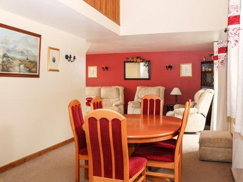 Number 4 Newhaven - image 2