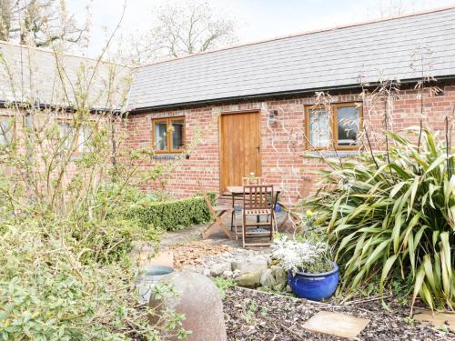 Acorn Cottage 1