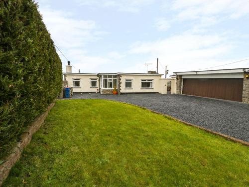 Llain Delyn, Bodorgan, Gwalchmai, North Wales