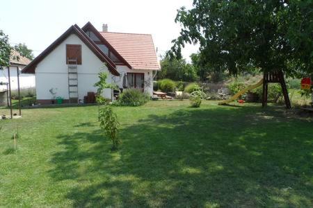 Diofas Guesthouse