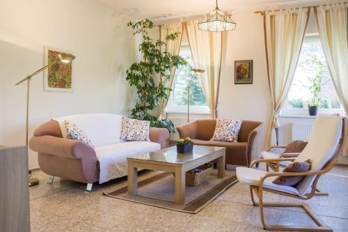 บริการและสิ่งอำนวยความสะดวก, Vila Les Kralovstvi in เนโมยอฟ