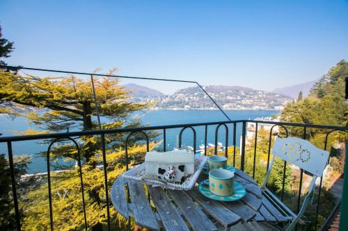  RHS Serviced Apartments Como, Pension in Como