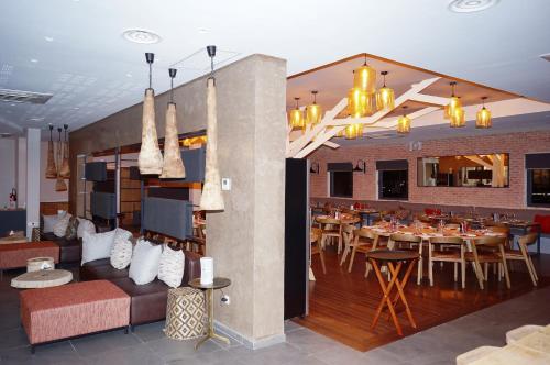 Restaurant, Hotel Elais in Pointe-Noire