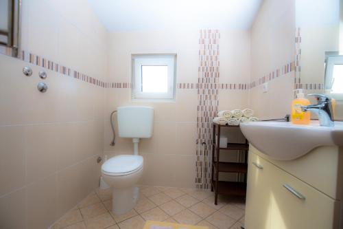 Apartment Family - image 9