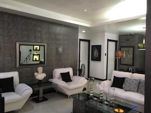 Spacious Low Rise Condo, Manila (foto 8)