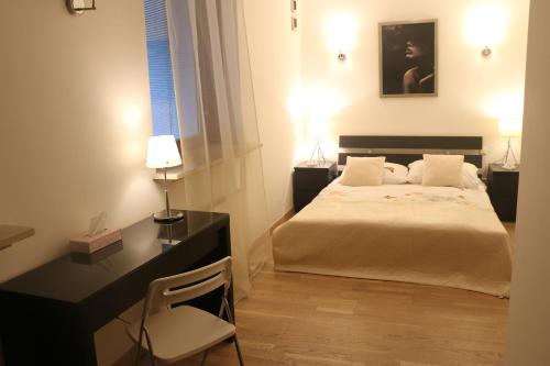 Center - Atelier Residence - image 5