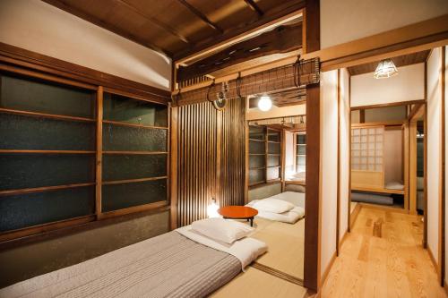 Japanese-Style Townhouse image 10