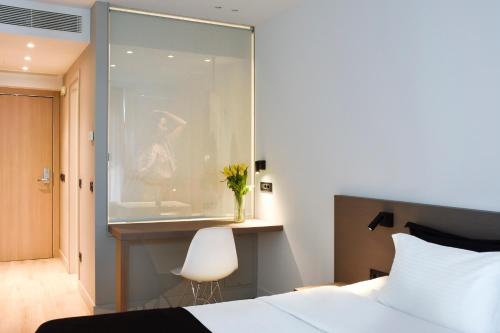 Poseidon Athens Hotel - image 6