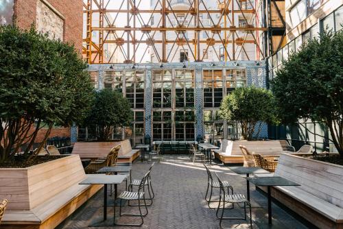 Facilities, Rooms Hotel Tbilisi in Tbilisi