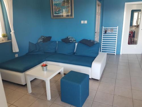  Music Apartment in Drače