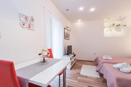 Studio Vinka - image 6