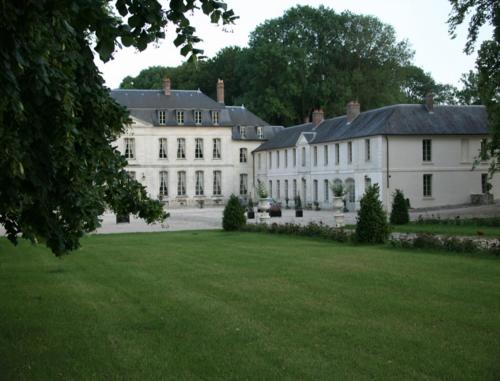 Chateau de Maudetour
