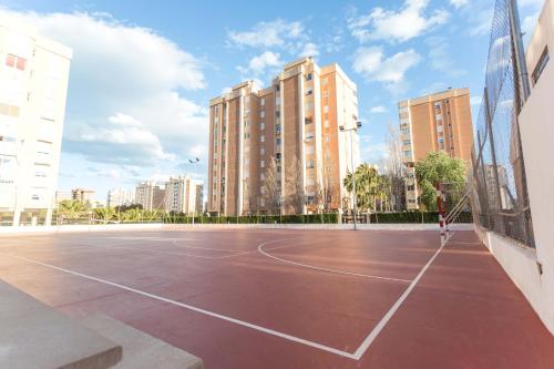  Nations Apartment with pool in Alicante