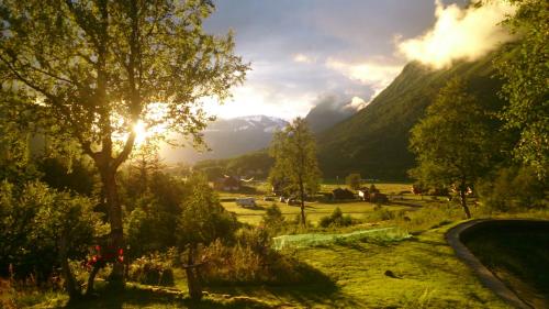 Dalen Gaard camping og hytter Geiranger