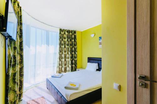 Mini-Hotel Khalva Located in Eastern Surburbs, Mini-Hotel Khalva is a perfect starting point from which to explore Moscow. Offering a variety of facilities and services, the property provides all you need for a good ni