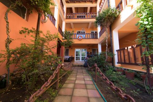 Buitenkant, Vila Alga in Sulina