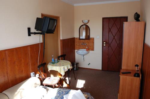 Hotel Bona - image 2