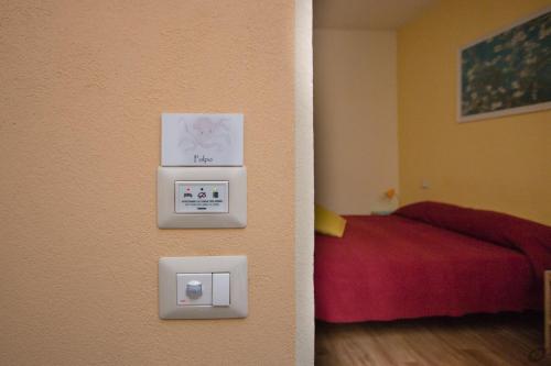 Single Room image 3