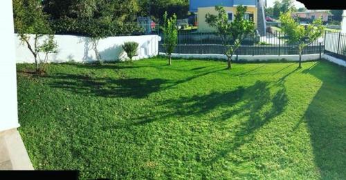 Mary's maizonette, private garden