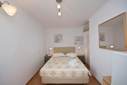 Karboni Hotel - main image