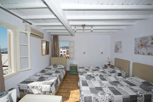 Karboni Hotel - image 7