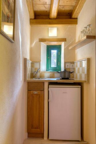 Ritsos Guesthouse - image 5