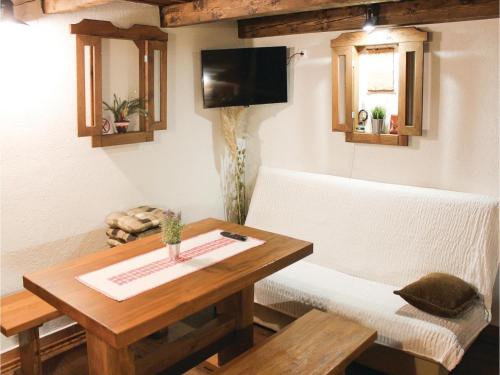  One-Bedroom Holiday Home in Velika Gorica in Velika Gorica