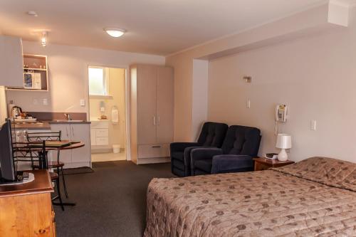 1 double bed