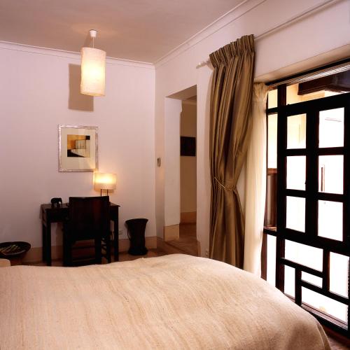 Standard Double Room image 2