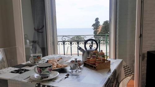  House Orizzonte, Pension in Genua