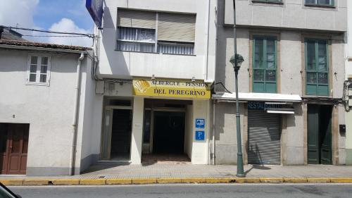 Exterior view, Del Peregrino in Arzua