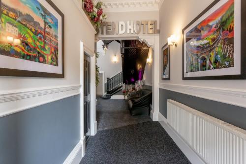 ウェスト エンド ホテル