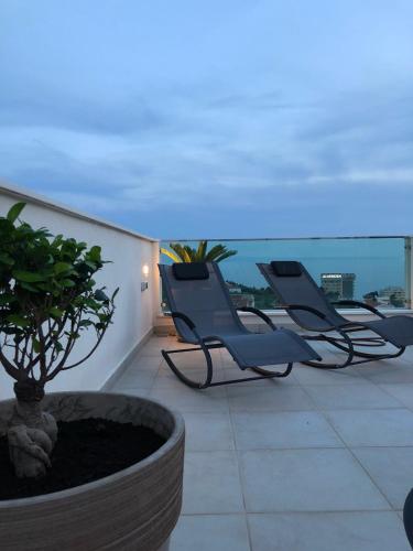 Bubbles Penthouse with Jacuzzi