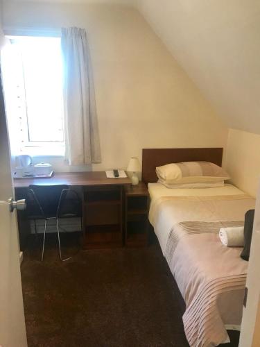 Landguard House Bed Only 4