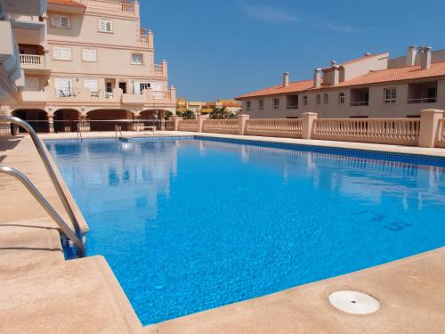 Luxury apartment in central Almerimar with Free Secure Parking