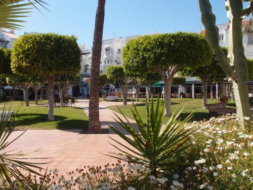 Luxury apartment in central Almerimar with Free Secure Parking