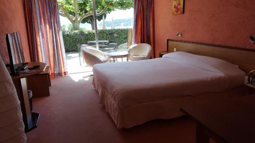 83 Hotel - image 14