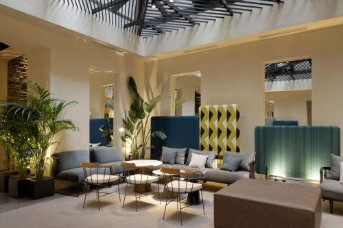 ICON Embassy by Petit Palace - image 3