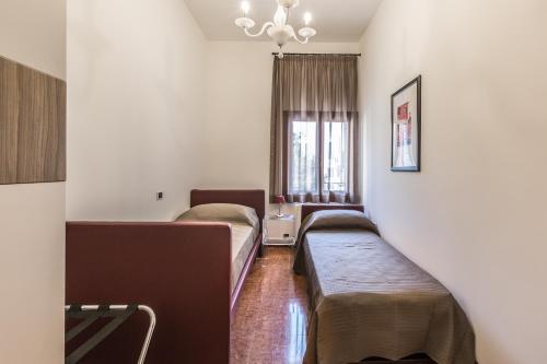 Ca' del Monastero 2 Collection Apt for 4 Guests with Lift - image 6