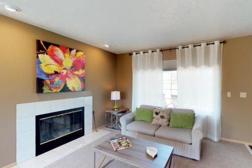 Lake View Rambler - image 4