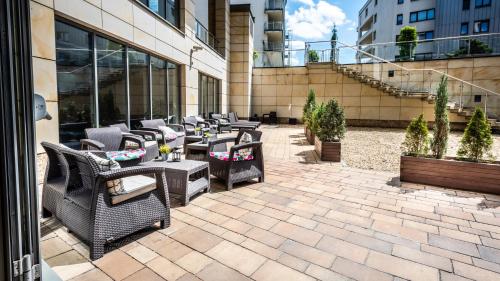 A11 アパートメンツ & スパ デルミク