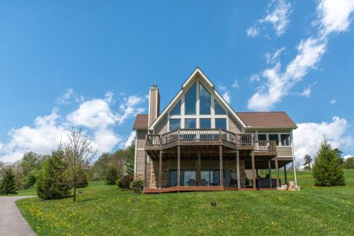 Waterfront Greens Chalet - image 4