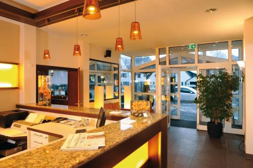Air Hotel Wartburg, Дюссельдорф (фото 4)