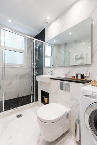 Classy & Charming 1BD Apartment in Kolonaki by UPSTREET - image 14