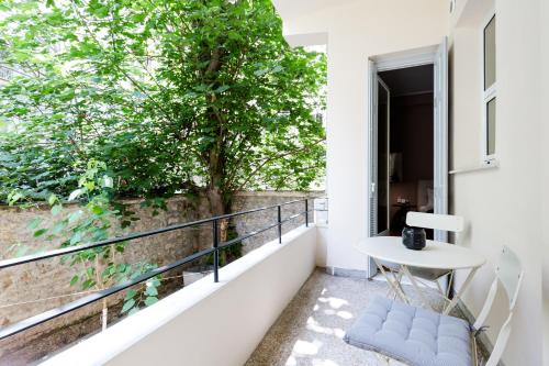 Classy & Charming 1BD Apartment in Kolonaki by UPSTREET - image 2