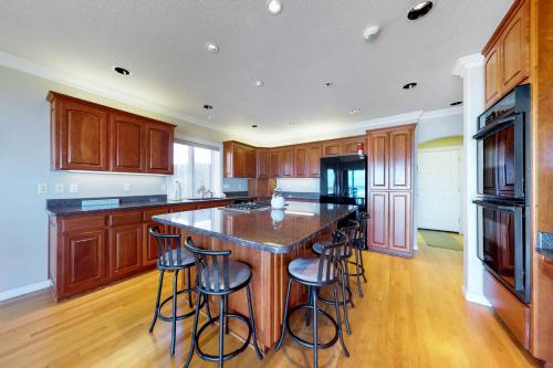 Logan Road Retreat - image 5