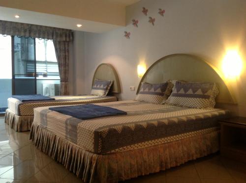 Pension Zum Ross – Karon Beach, WY