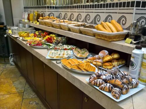 Antik Hotel Prague - image 9